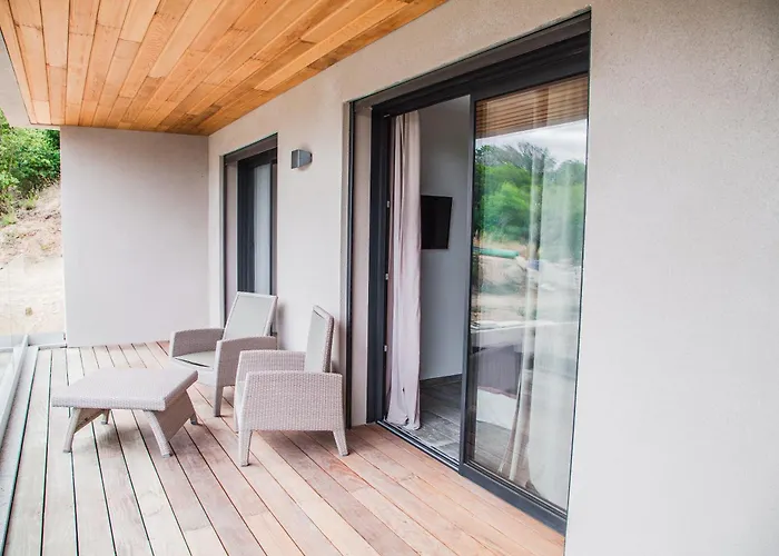 Gialla Порто-Веккіо