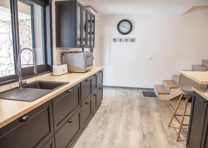 Gialla Порто-Веккіо